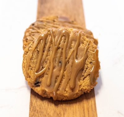 Salted Caramel Chocolate Chip Cookie (6 PACK)